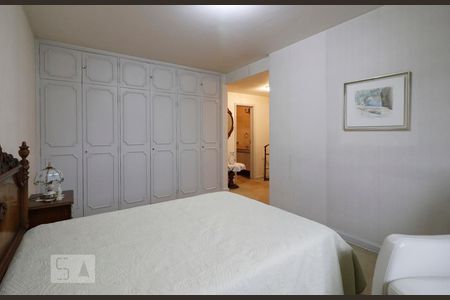 Suite de apartamento à venda com 4 quartos, 163m² em Brooklin Paulista, São Paulo