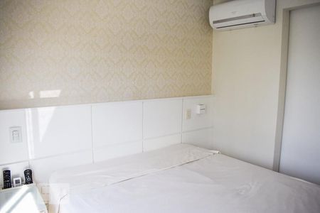 Suíte de apartamento à venda com 3 quartos, 77m² em Água Branca, São Paulo