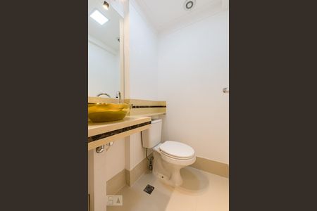 Lavabo de apartamento à venda com 3 quartos, 131m² em Fazenda São Quirino, Campinas