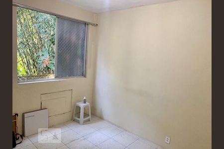 Quarto 1 de apartamento para alugar com 2 quartos, 55m² em Jacarepaguá, Rio de Janeiro