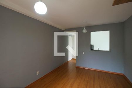 Sala de apartamento para alugar com 3 quartos, 62m² em Vila Ema, São Paulo