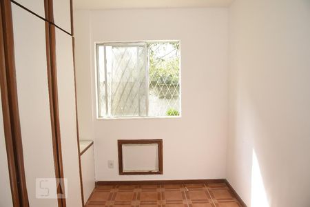 Quarto 1  de apartamento para alugar com 2 quartos, 70m² em Jacarepaguá, Rio de Janeiro