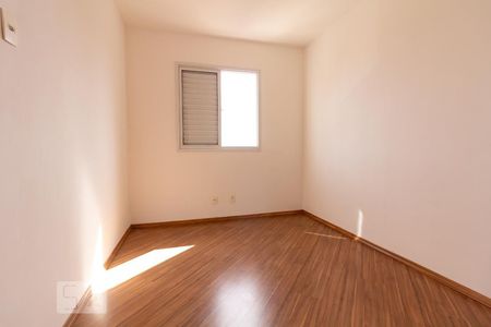 Quarto 1 de apartamento à venda com 2 quartos, 57m² em Quitaúna, Osasco