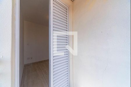Apartamento para alugar com 50m², 2 quartos e 2 vagas Apartamento para alugar com 50m², 2 quartos e 2 vagasVaranda do Quarto 2
