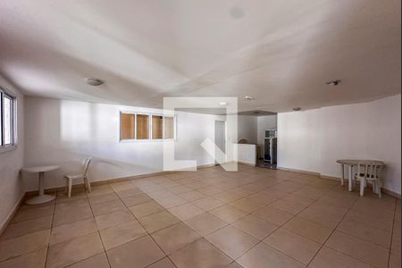 Apartamento para alugar com 50m², 2 quartos e 2 vagas Apartamento para alugar com 50m², 2 quartos e 2 vagasÁrea comum - Salão de festas