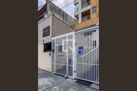 Apartamento para alugar com 50m², 2 quartos e 2 vagas Apartamento para alugar com 50m², 2 quartos e 2 vagasFachada