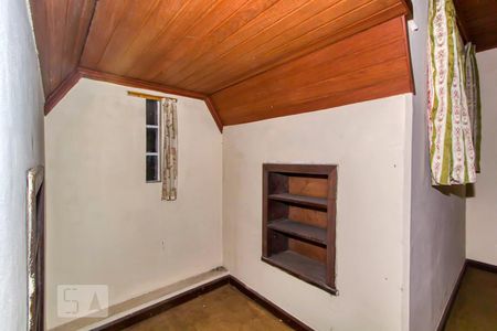 Casa para alugar com 270m², 5 quartos e 4 vagas Casa para alugar com 270m², 5 quartos e 4 vagasQuarto 1