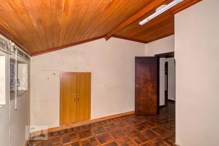 Casa para alugar com 270m², 5 quartos e 4 vagas Casa para alugar com 270m², 5 quartos e 4 vagasQuarto 4