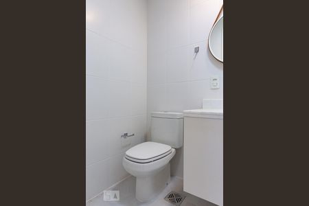 Banheiro de apartamento para alugar com 2 quartos, 58m² em Jardim do Salso, Porto Alegre