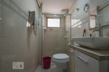 Banheiro 1 de apartamento para alugar com 3 quartos, 90m² em Jardim Luanda, São Paulo