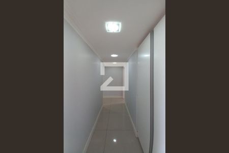 Corredor de apartamento para alugar com 3 quartos, 127m² em Parque Prado, Campinas