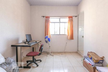 Sala da Edícula de casa para alugar com 4 quartos, 120m² em Lauzane Paulista, São Paulo