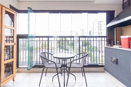 Sacada de apartamento para alugar com 2 quartos, 61m² em Continental, Osasco