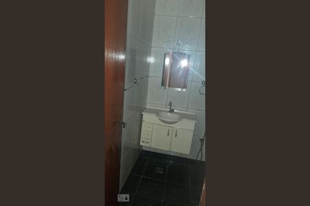 Banheiro de apartamento à venda com 2 quartos, 60m² em Braz de Pina, Rio de Janeiro