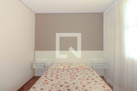 Quarto 2 de apartamento à venda com 2 quartos, 70m² em Auxiliadora, Porto Alegre