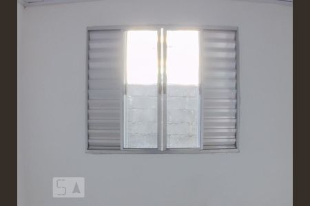 Quarto 3 de casa para alugar com 3 quartos, 100m² em Vila Santa Maria, São Paulo