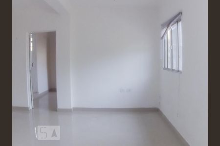 Sala de casa para alugar com 3 quartos, 100m² em Vila Santa Maria, São Paulo