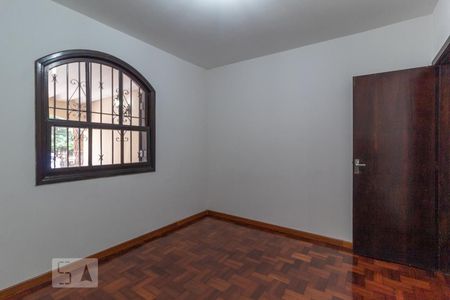 Quarto 1 de casa para alugar com 2 quartos, 91m² em Jardim Ester, São Paulo