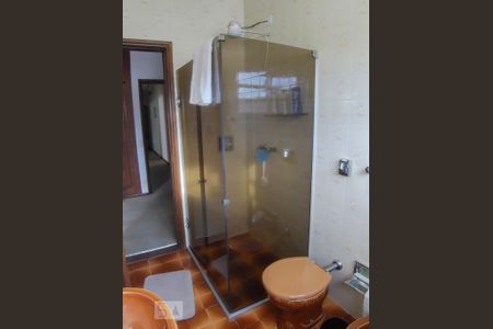 Casa para alugar com 360m², 3 quartos e 2 vagas Casa para alugar com 360m², 3 quartos e 2 vagasBanheiro