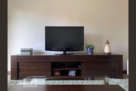 Sala de apartamento para alugar com 3 quartos, 139m² em Cambuí, Campinas