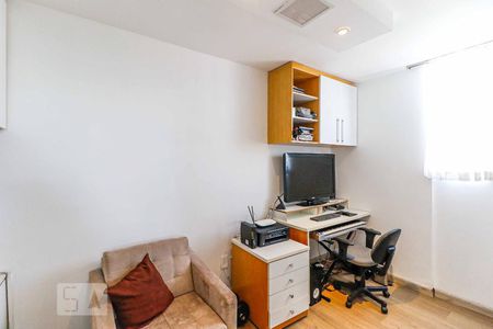 Quarto 1 de apartamento para alugar com 2 quartos, 60m² em Vila Sofia, São Paulo