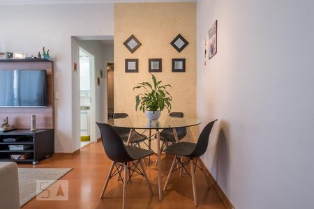 Sala de apartamento para alugar com 2 quartos, 51m² em Chácara Santo Antônio (zona Sul), São Paulo