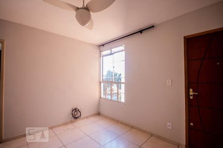 Sala de apartamento à venda com 2 quartos, 50m² em São João Batista (venda Nova), Belo Horizonte