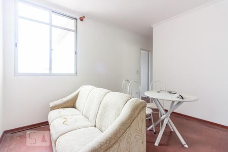 Sala de apartamento para alugar com 2 quartos, 56m² em Jardim Roberto, Osasco