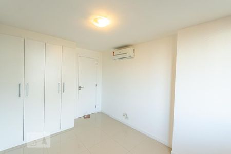 Quarto 1 de apartamento para alugar com 2 quartos, 98m² em Santa Rosa, Niterói
