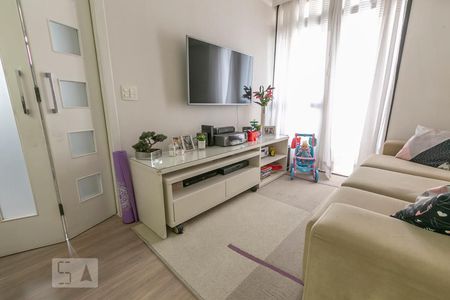 Sala de apartamento para alugar com 2 quartos, 64m² em Vila Pereira Cerca, São Paulo