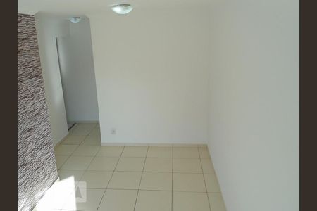 Sala de apartamento para alugar com 2 quartos, 48m² em Vila Mira, São Paulo