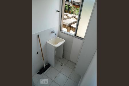 Área de Serviço de apartamento para alugar com 2 quartos, 48m² em Vila Mira, São Paulo