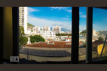 Janela sala de apartamento à venda com 1 quarto, 33m² em Estácio, Rio de Janeiro