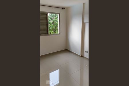Quarto 2 de apartamento para alugar com 2 quartos, 65m² em Vila São Paulo, São Paulo