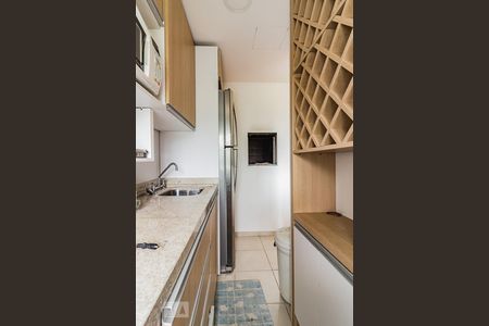 Cozinha de apartamento à venda com 2 quartos, 55m² em Azenha, Porto Alegre