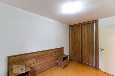 Quarto 1 de apartamento para alugar com 2 quartos, 49m² em Jardim Taquaral, São Paulo