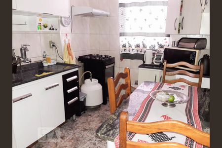 Apartamento à venda com 49m², 2 quartos e 1 vaga Apartamento à venda com 49m², 2 quartos e 1 vagaCozinha