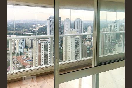 Suíte de apartamento à venda com 2 quartos, 84m² em Pinheiros, São Paulo