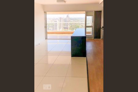 Sala de apartamento à venda com 2 quartos, 84m² em Pinheiros, São Paulo