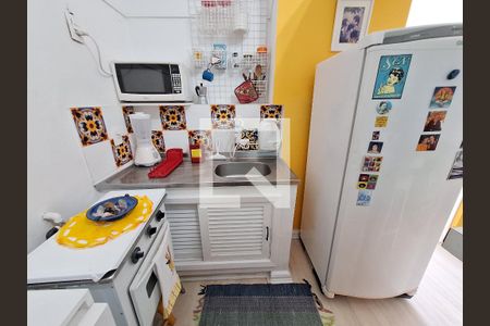 Cozinha de kitnet/studio à venda com 1 quarto, 28m² em Glória, Rio de Janeiro