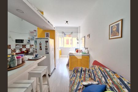 Sala/Quarto de kitnet/studio à venda com 1 quarto, 28m² em Glória, Rio de Janeiro