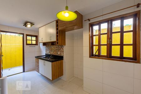 Cozinha  de casa à venda com 2 quartos, 70m² em Barreto, Niterói