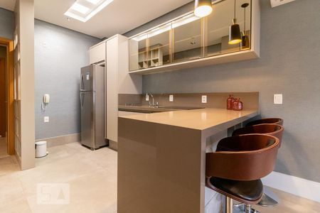 Cozinha de kitnet/studio para alugar com 1 quarto, 45m² em Tamboré, Santana de Parnaíba