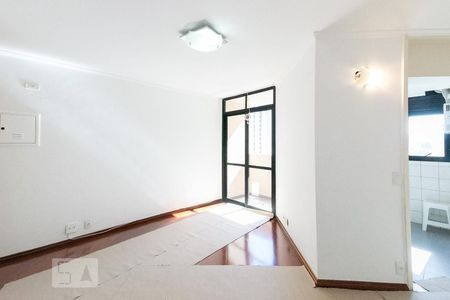 Sala de apartamento para alugar com 1 quarto, 45m² em Moema, São Paulo