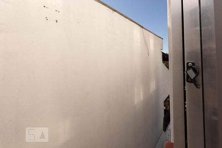 Vista do quarto 2 de casa à venda com 3 quartos, 140m² em Vila Carmosina, São Paulo