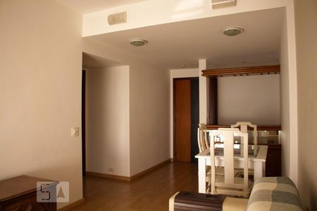 Apartamento à venda com 56m², 1 quarto e 1 vagaSala