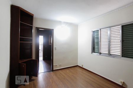 Suíte 1 de casa para alugar com 3 quartos, 214m² em Saúde, São Paulo