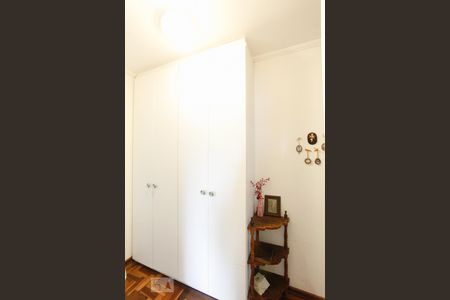 Roupeiro de apartamento à venda com 2 quartos, 79m² em Planalto Paulista, São Paulo