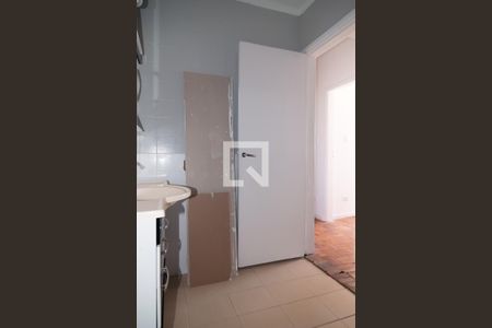 Banheiro de apartamento para alugar com 2 quartos, 58m² em Bela Vista, São Paulo