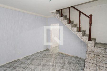 Sala de casa para alugar com 2 quartos, 90m² em Vila Divina Pastora, São Paulo